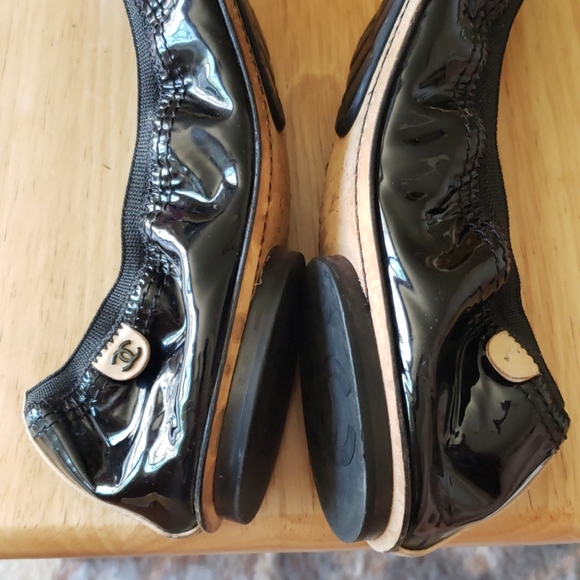 Chanel Black Patent Leather Mules size 40EU =9.5US - Picture 12 of 16